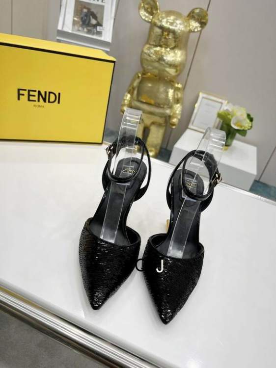 Picture of Fendi Shoes _SKUFendi0108sz35-39XJ01095044